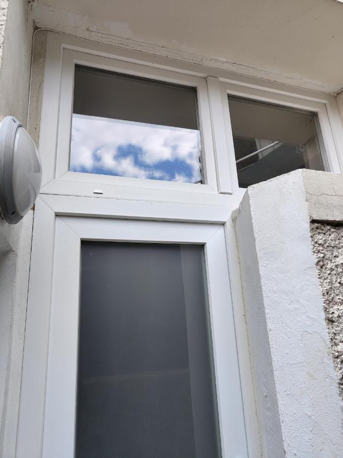 Le Loft Magnan - Ac- Pres Mer - Wifi - Parking - Confort Et Moderne - Supermarches Et Tram Proches Nice Bagian luar foto