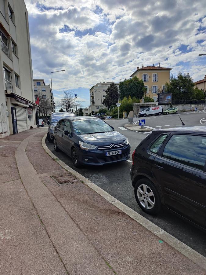 Le Loft Magnan - Ac- Pres Mer - Wifi - Parking - Confort Et Moderne - Supermarches Et Tram Proches Nice Bagian luar foto